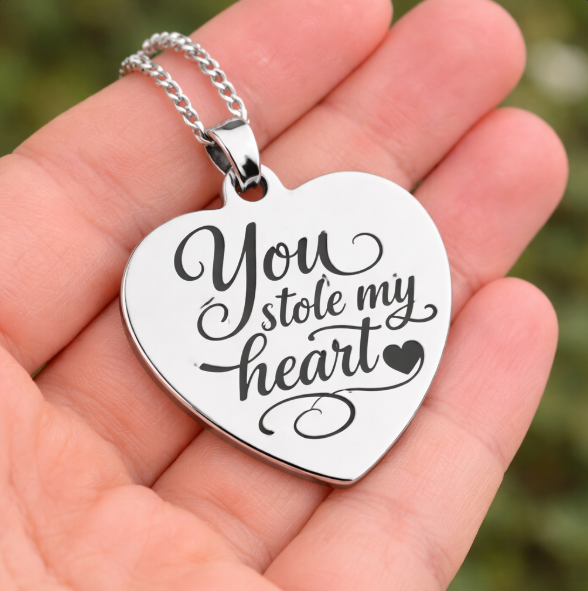 personaliziran obesek srce